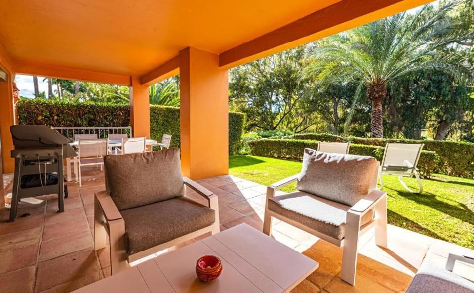 Garden, View (from property/room), Balcony/Terrace, Dining area, Garden view