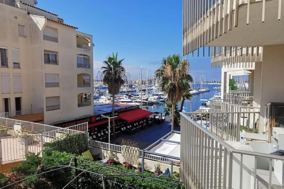 Natural landscape, View (from property/room), Balcony/Terrace