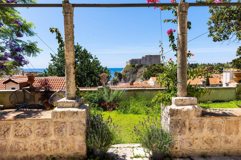 View (from property/room), View (from property/room), City view, City view, Garden view, Landmark view, Landmark view, Sea view, Sea view
