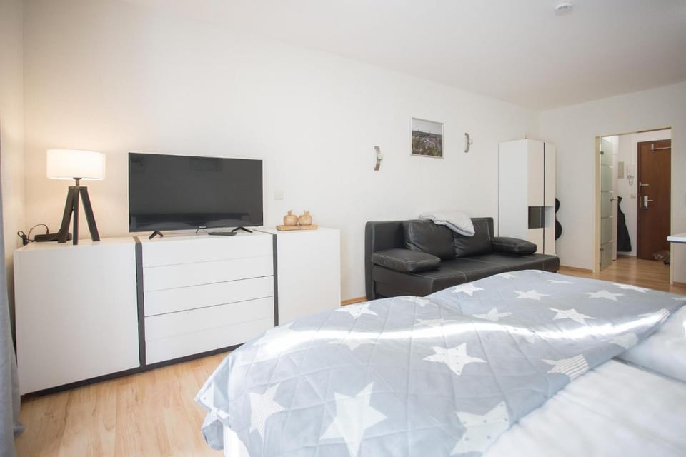 Welcome in - Studio 4-3 mit Terrasse, direkt an der Skipiste und am Bikepark Apartment in Winterberg