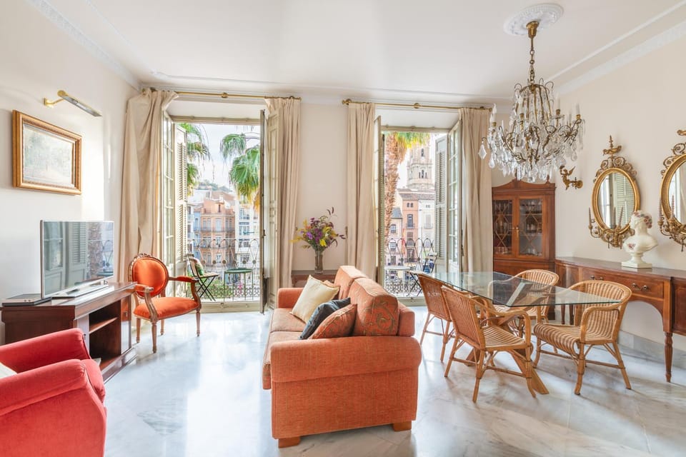 TV and multimedia, Balcony/Terrace, Living room, internet, air conditioner