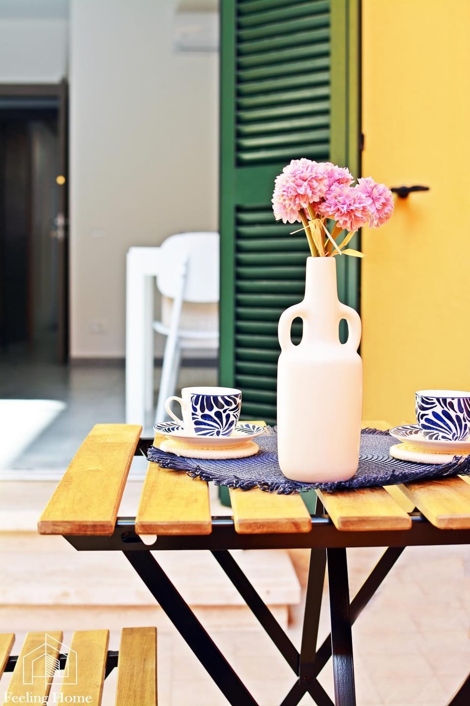 Dining area, Breakfast