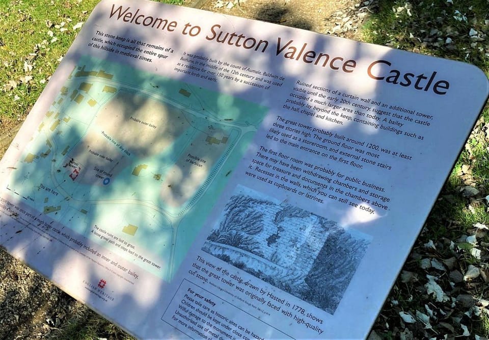 Off site, Day, Text overlay, Landmark view