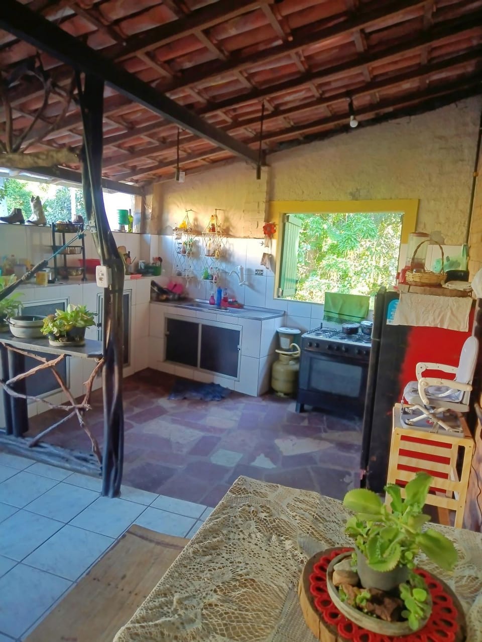 Kitchen or kitchenette, Living room, Seating area, Dining area, Communal kitchen, kitchen