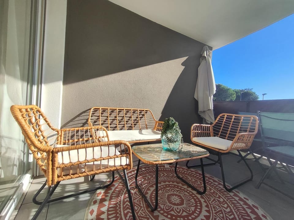 Patio, Balcony/Terrace, Balcony/Terrace