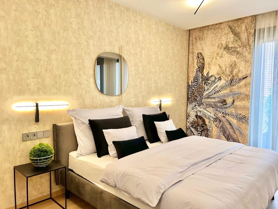Bed, Bedroom