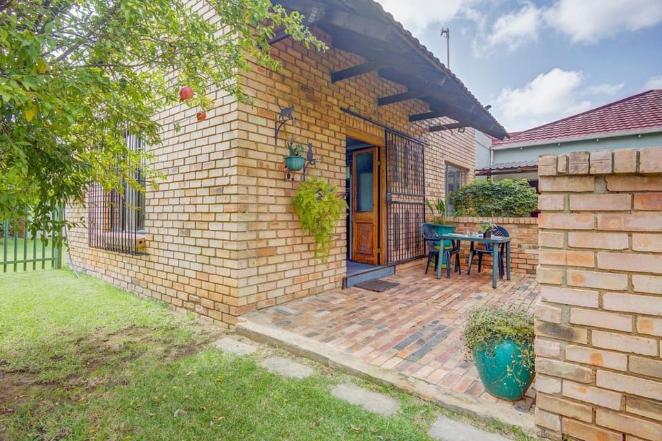 Patio, Balcony/Terrace