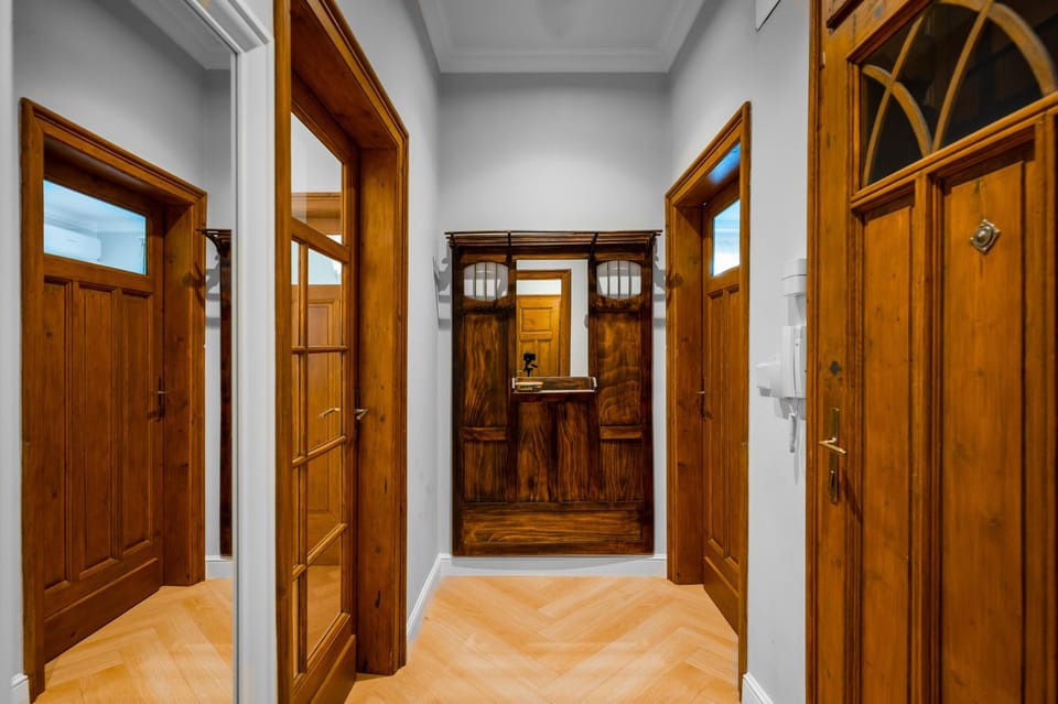 Cozy Heaven at Vitosha Blvd - Sofia - 2BDR Apartment in Sofia