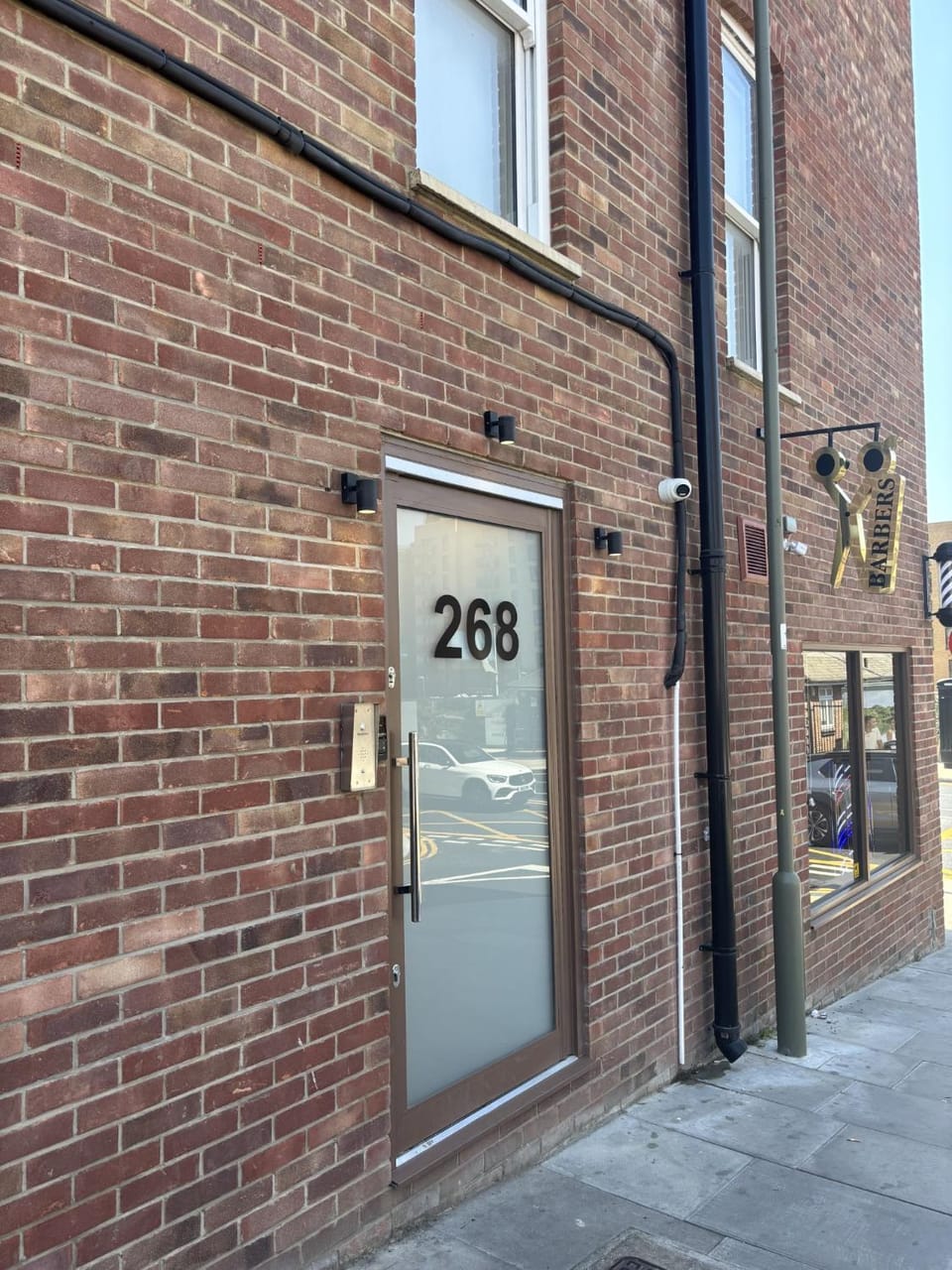 Property building, Facade/entrance