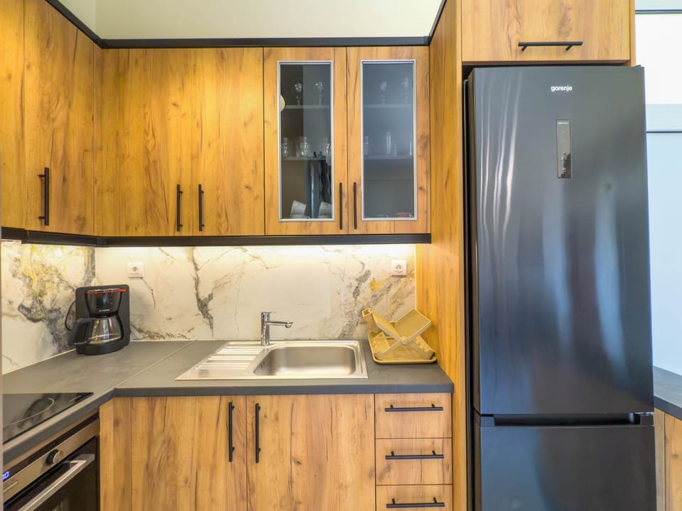 Kitchen or kitchenette, kitchen