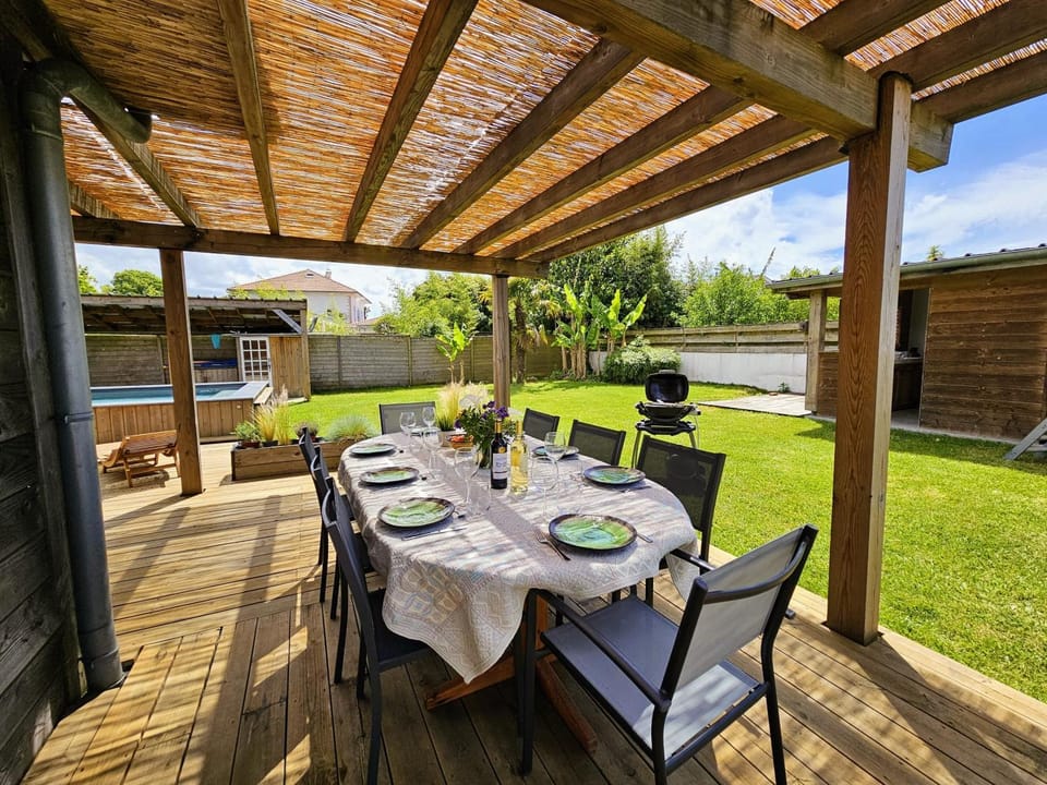 Patio, Garden