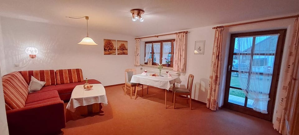 Living room, Bedroom