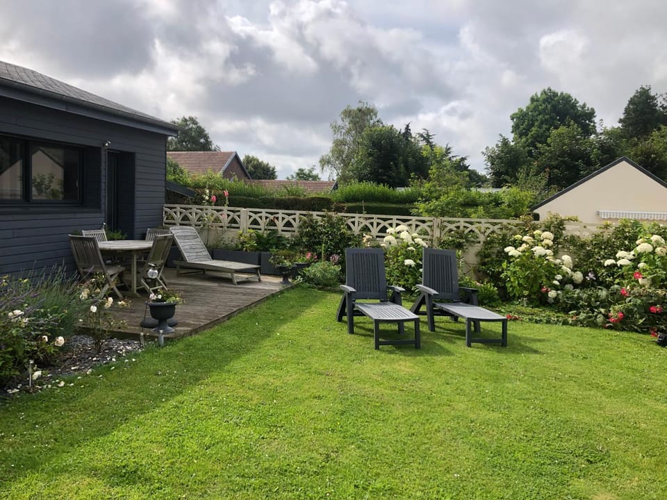 L'atelier d'Etretat House in Normandy