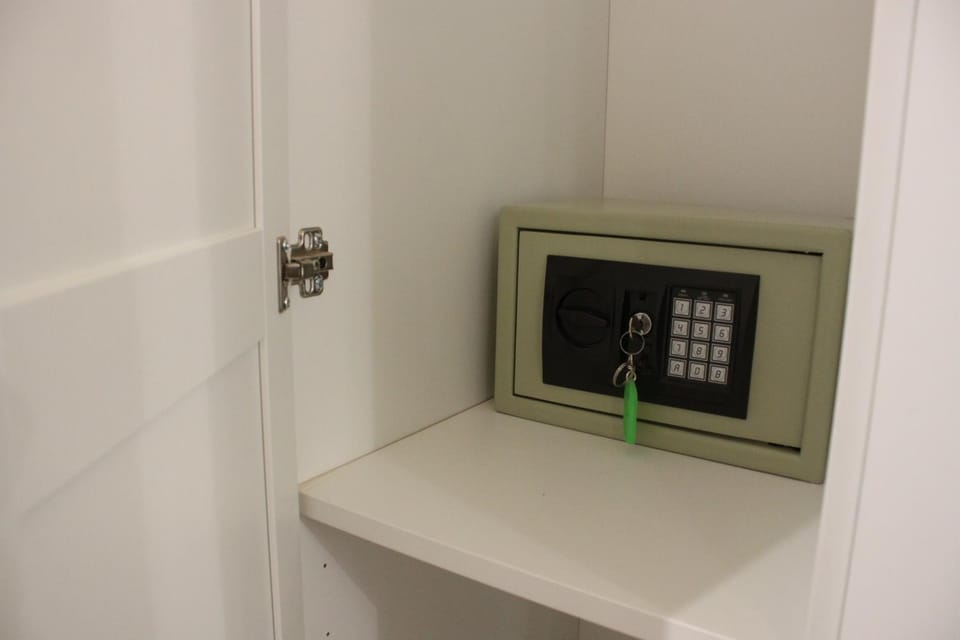 Other, Photo of the whole room, Decorative detail, Bedroom