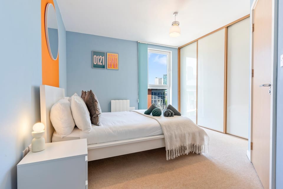 Bed, Photo of the whole room, Bedroom, wardrobe
