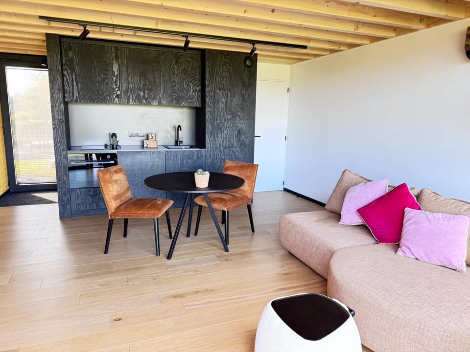 Kitchen or kitchenette, Living room, Dining area