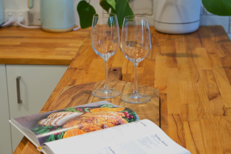 Ella's Beach Haven Apartment in Batemans Bay