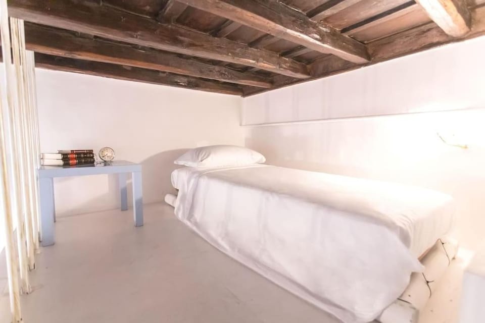 Dadi Inn Monti Apartment in Rome