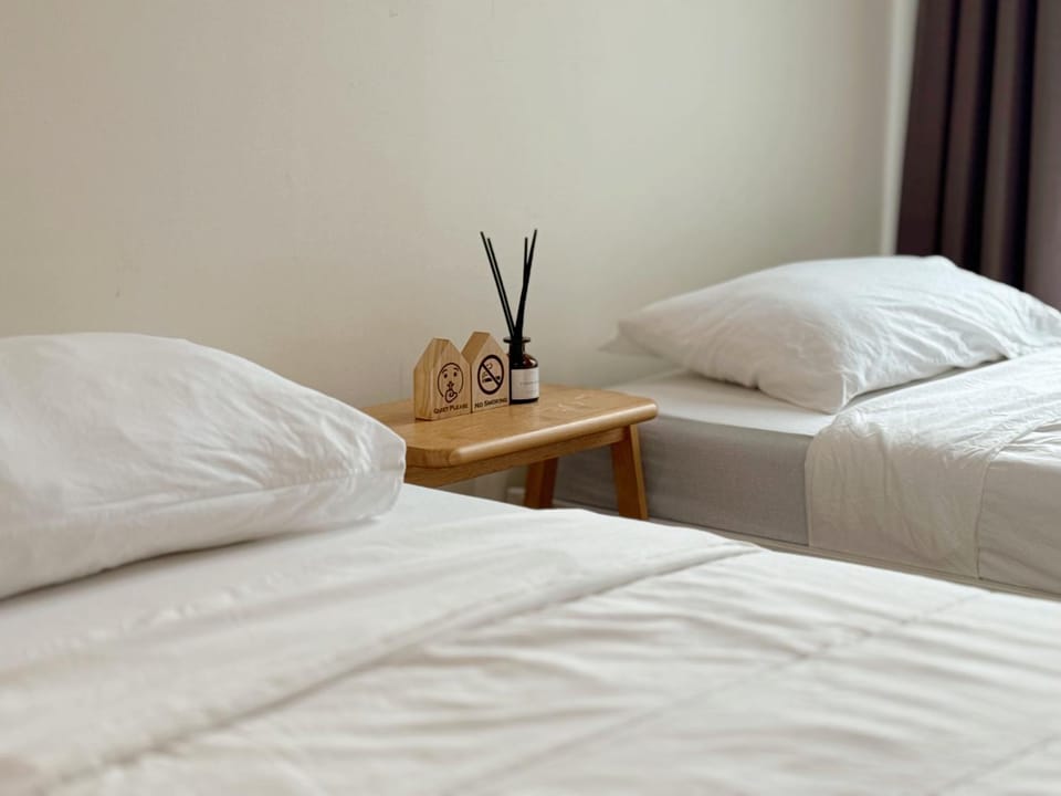 Jira Simply room Suvarnabhumi Airport 15 mins Bed and Breakfast in Bangkok