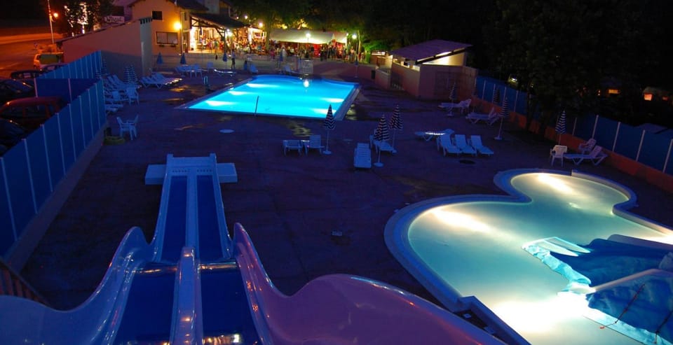 Night, Swimming pool
