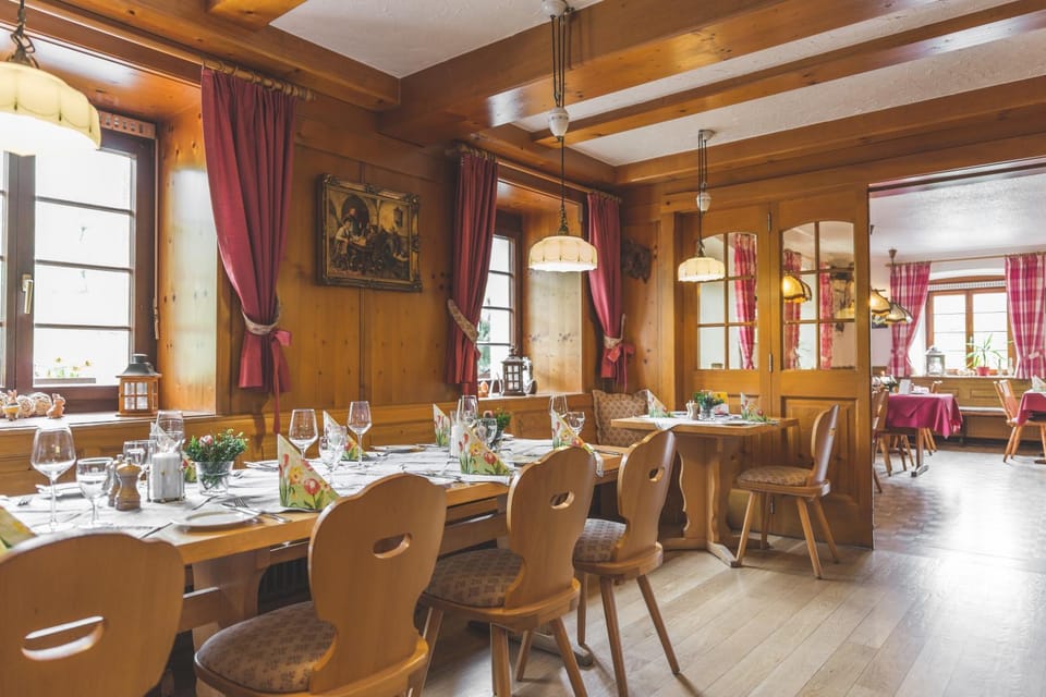 Restaurant/places to eat