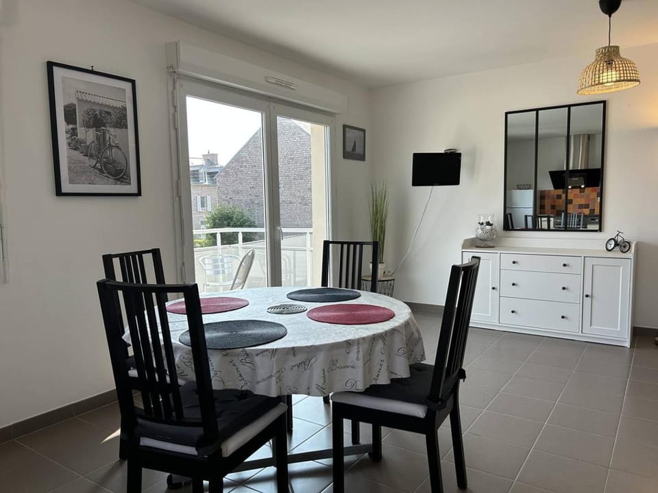 517 - Appartement T2, en plein cœur d'Erquy Apartment in Brittany