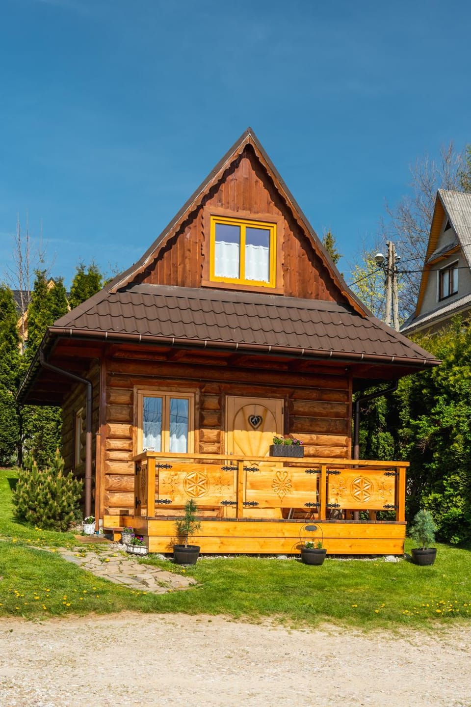 Property building, Spring, Day, Garden, Garden view