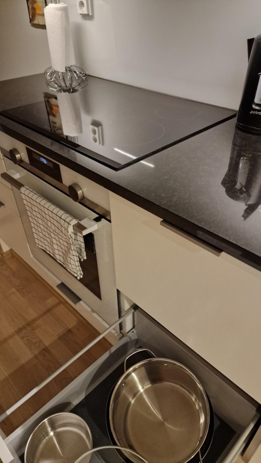 Kitchen or kitchenette, dishwasher, pet friendly, stove