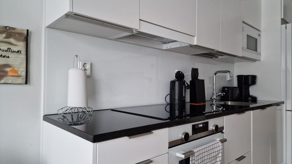 Kitchen or kitchenette, minibar, pet friendly, stove