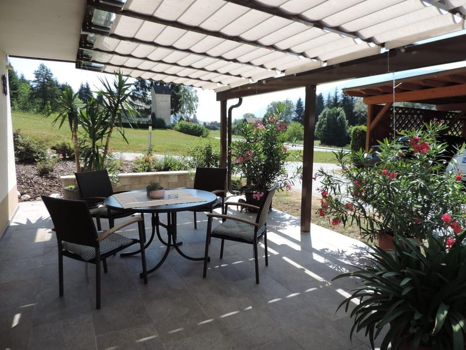 Patio, Balcony/Terrace