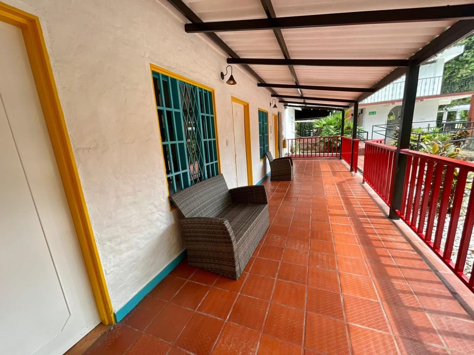 Restaurante - Hotel Los Manguitos Hotel in Huila, Colombia