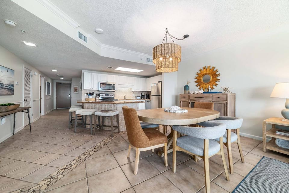 Phoenix X 1203 House in Ono Island