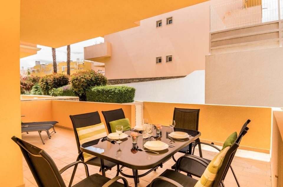 NEW !! Two Bedroom Cabanas Tavira - Banda Musical ORANGE Apartment in Cabanas de Tavira