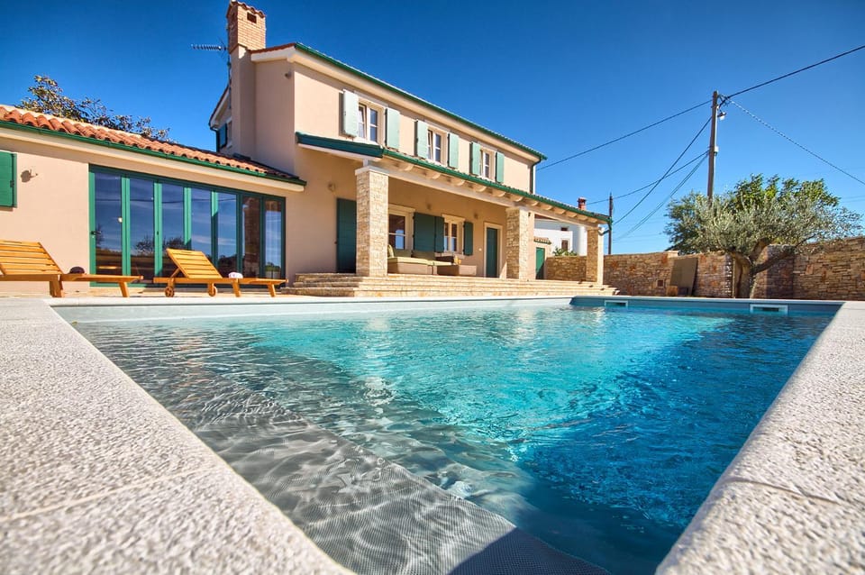 Villa Fumeti by Istra Vacation Villa in Istria County
