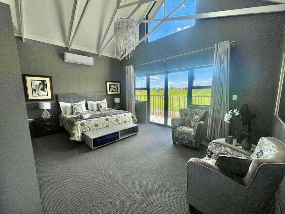 Bedroom, air conditioner