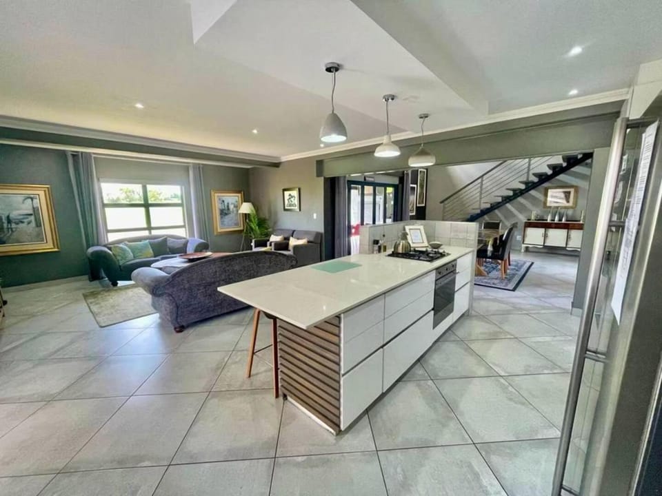 Kitchen or kitchenette, kitchen