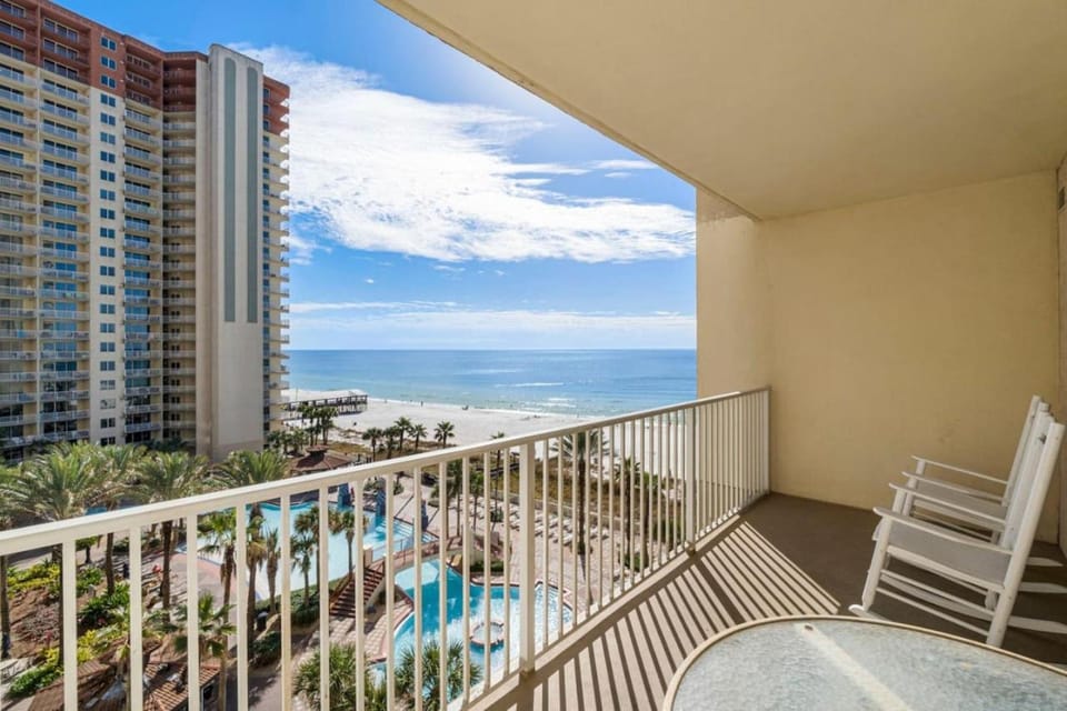View (from property/room), Balcony/Terrace, Pool view, Swimming pool