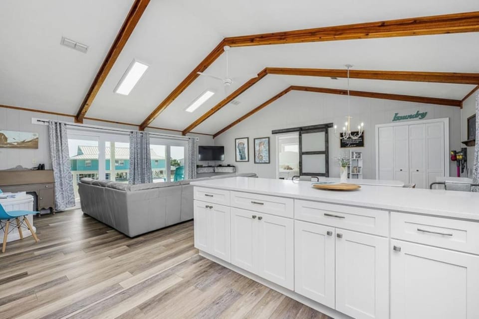 St. George Island Beach House w/ Balcony & Gulf Views House in Saint George Island