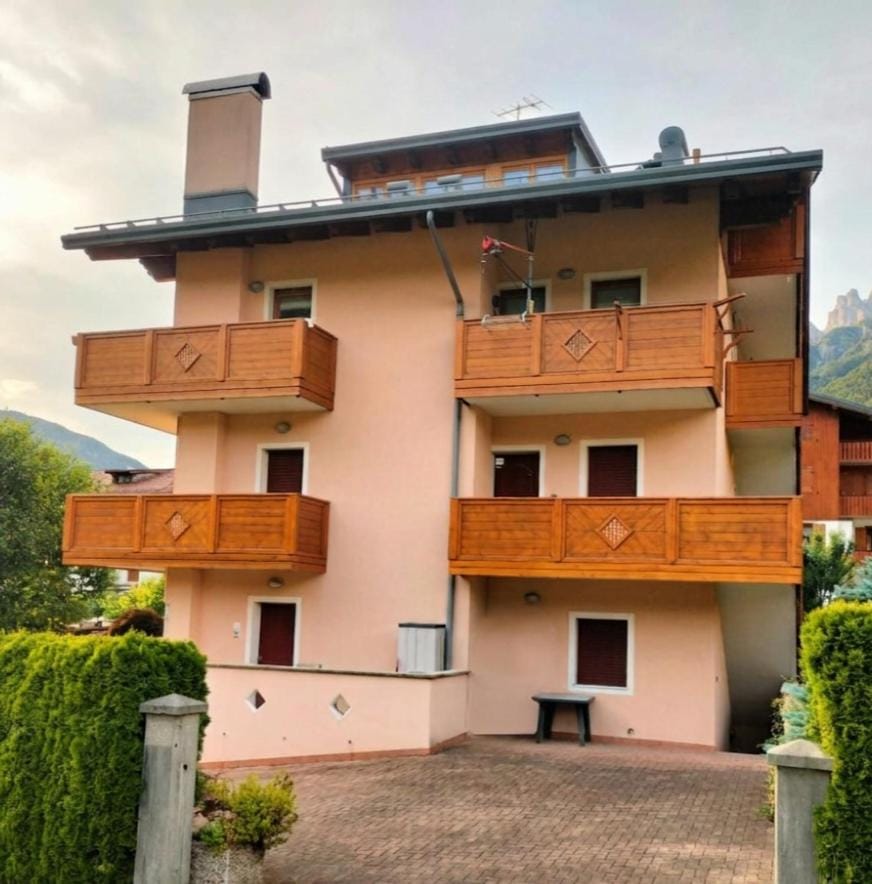 Appartamento Daniela Dolomiti. Apartment in Friuli-Venezia Giulia