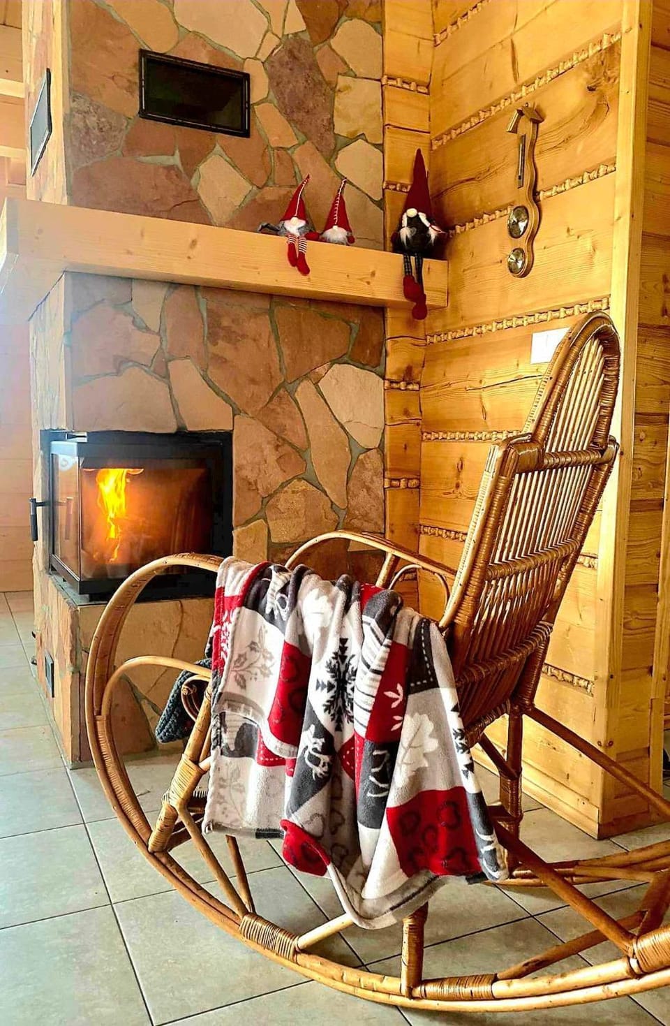 Domek na Zawojskim Przysłopiu Chalet in Lesser Poland Voivodeship