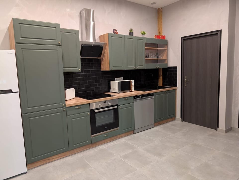 LA MARIEFACTURE - Comme au Cinéma House in Saarland, 66, Germany