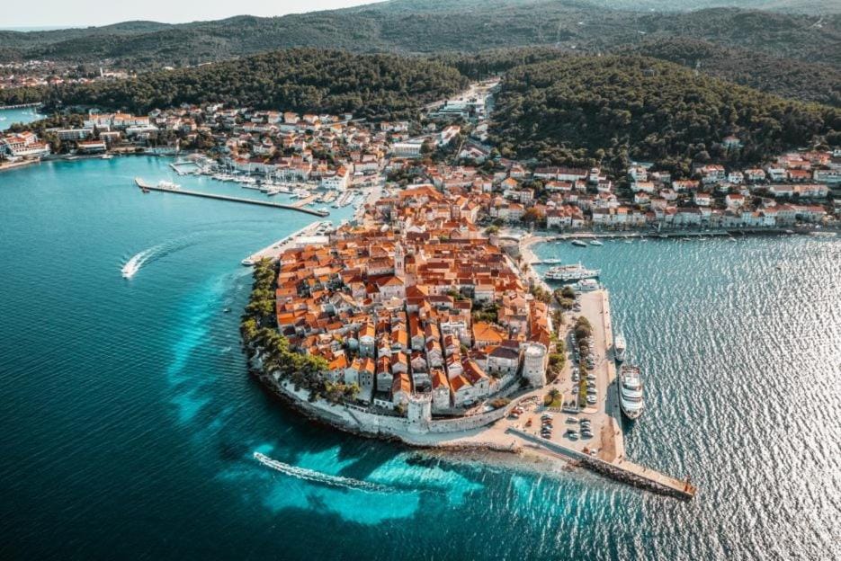 Nearby landmark, Day, Natural landscape, Bird's eye view, Beach, City view, Sea view