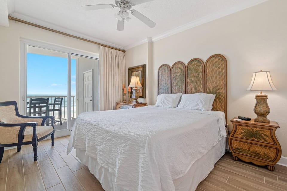 Island Royale 404 House in West Beach