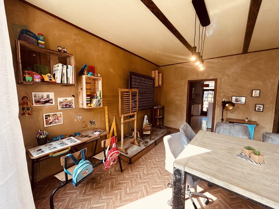 LA MARIEFACTURE - Comme à l'Ecole Apartment in Saarland, 66, Germany