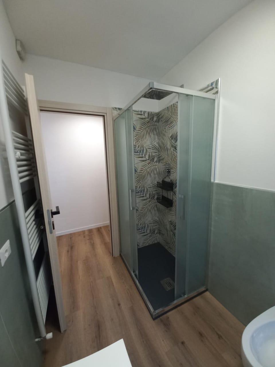 Shower, Bathroom