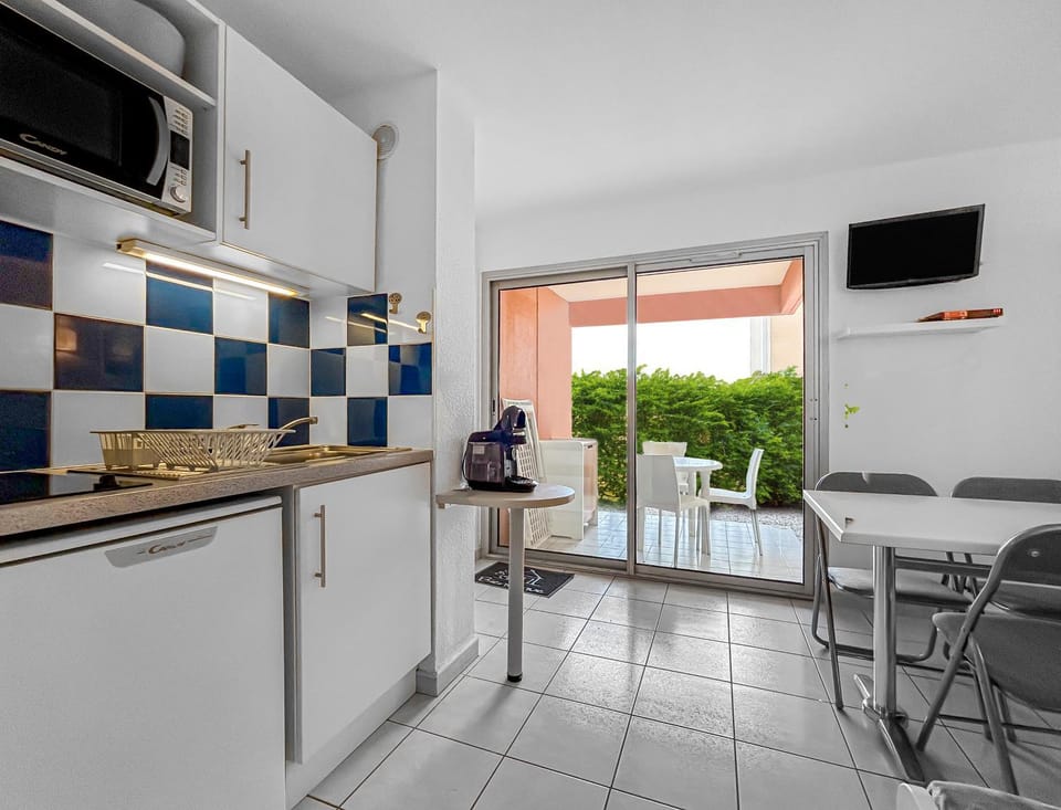 Balcony/Terrace, Kitchen or kitchenette, Seating area, Dining area