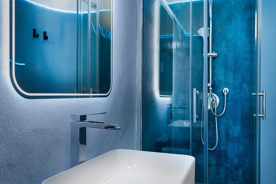 Shower, Bathroom