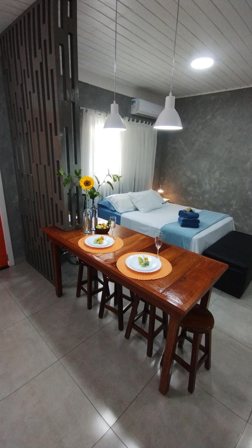 Seating area, Dining area, Bedroom