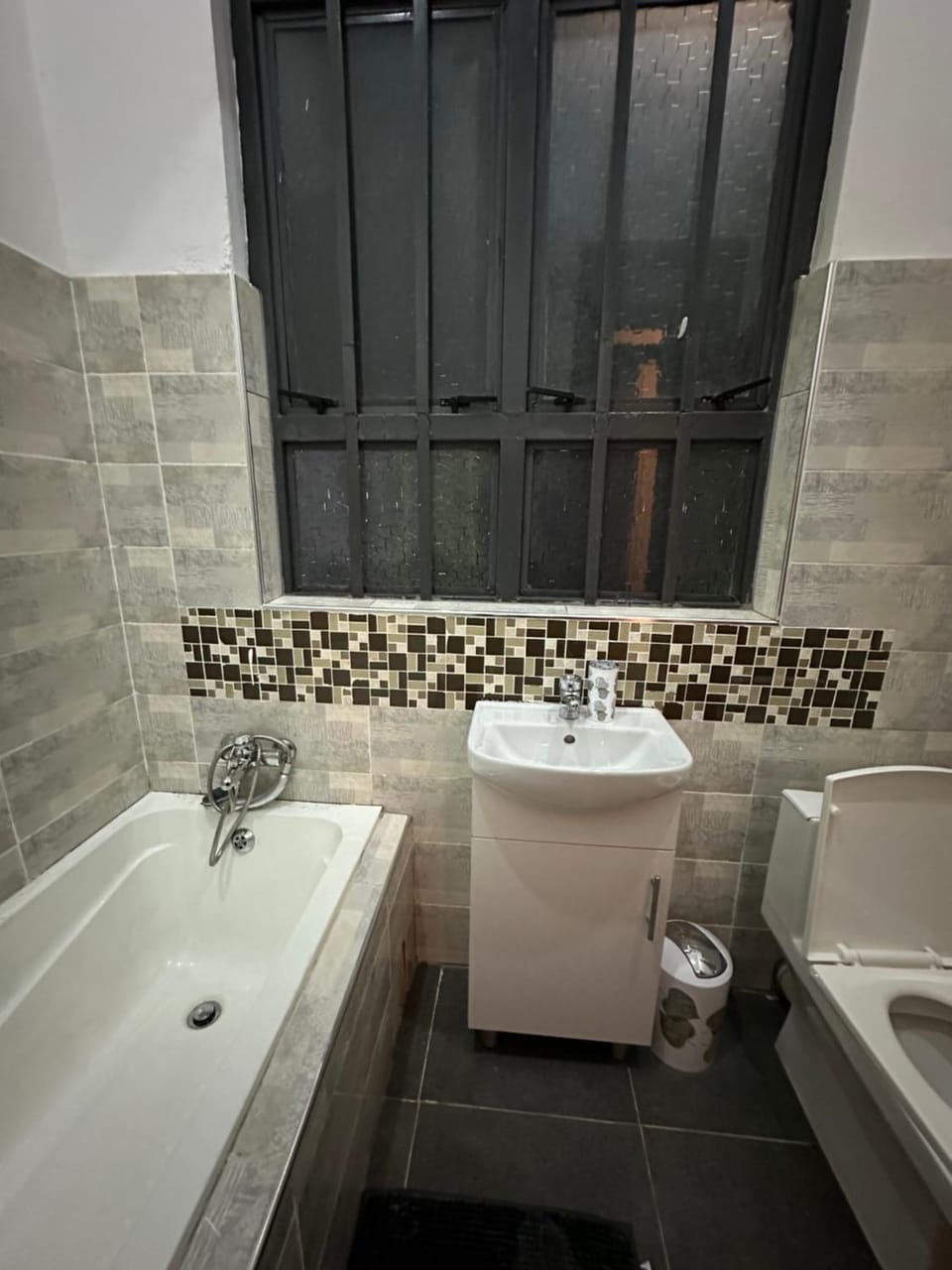 Waterfalls Manor Apartment in Lusaka