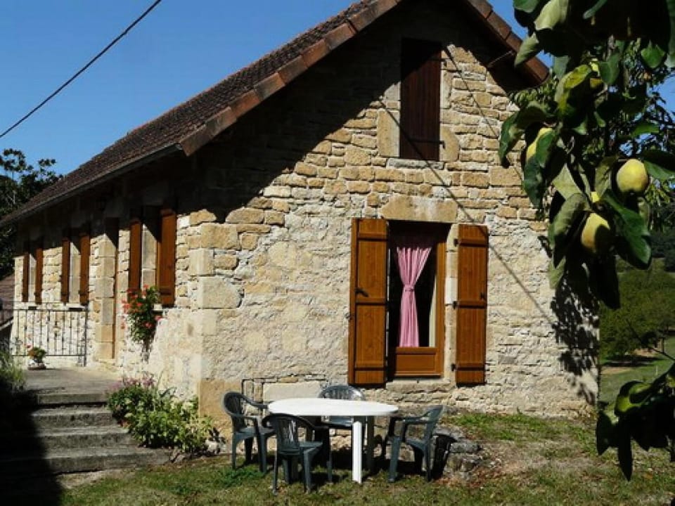 Gîte de France à Saillac 2 épis - Gîte de France 4 personnes MAE-6384 Apartment in Nouvelle-Aquitaine